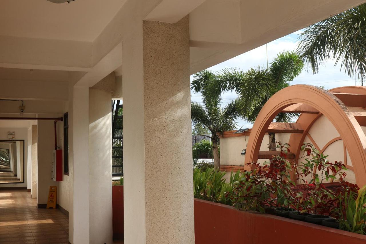 Hotel Casa Ilustre Balayan Εξωτερικό φωτογραφία